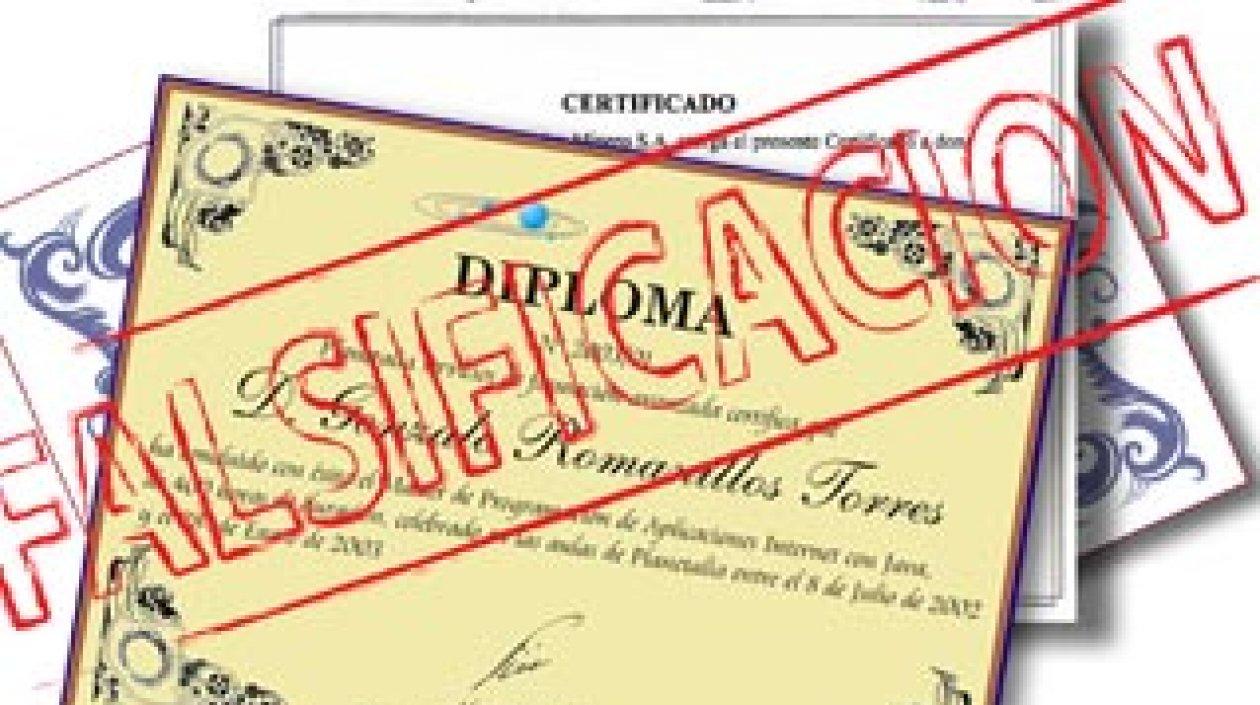 Expedían, según la Fiscalía, diplomas falsos.