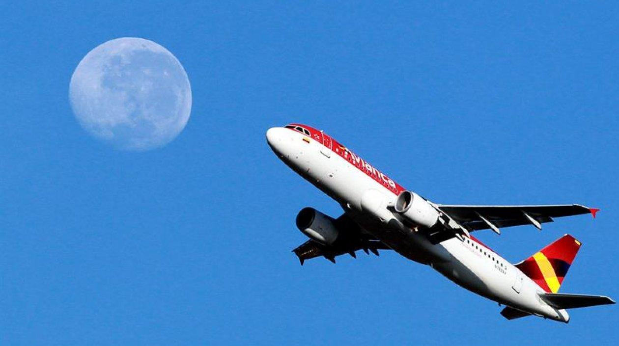 La ruta será operada con aviones Airbus A319, con capacidad para 120 pasajeros, 12 de ellos en clase ejecutiva y 108 en económica. 