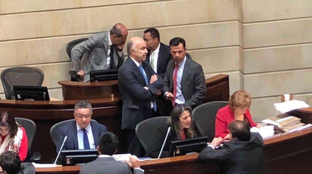 Los ministros de Justicia y del Interior en el Senado.