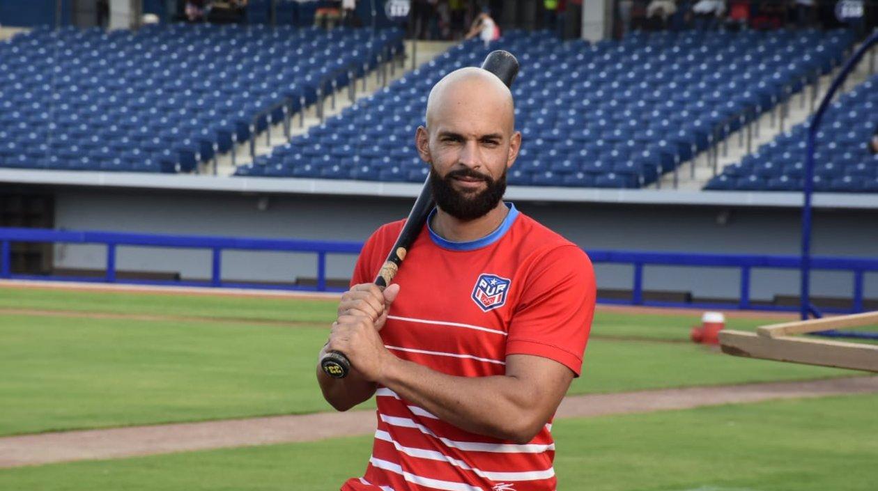 Gaby Robles, paracortos puertorriqueño.