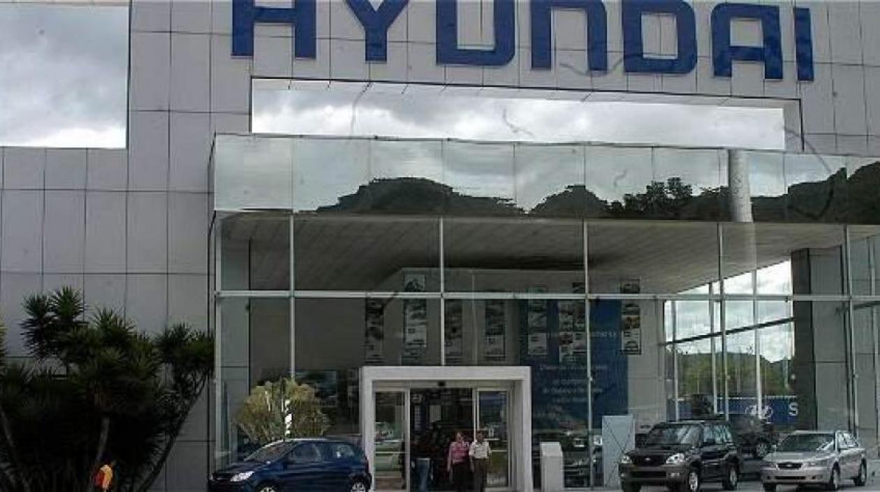 Por solicitud de la Fiscalía, fueron enviados a la cárcel uno de los abogados del empresario Carlos Mattos y un auxiliar de un juzgado.