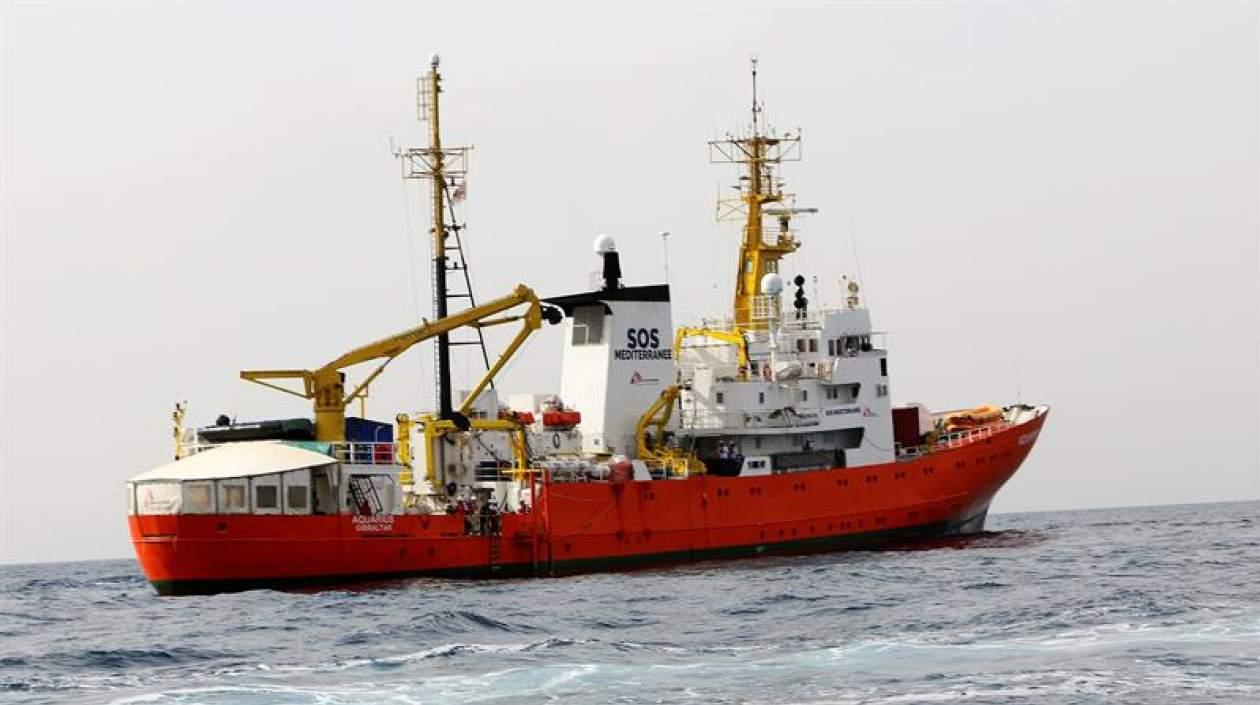 Aquiarius, barco en el que están más de 600 inmigrantes rescatados en el Mediterráneo.