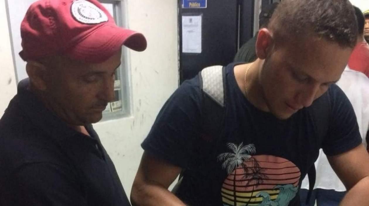 Gilberto Luna al momento de ser reseñado.