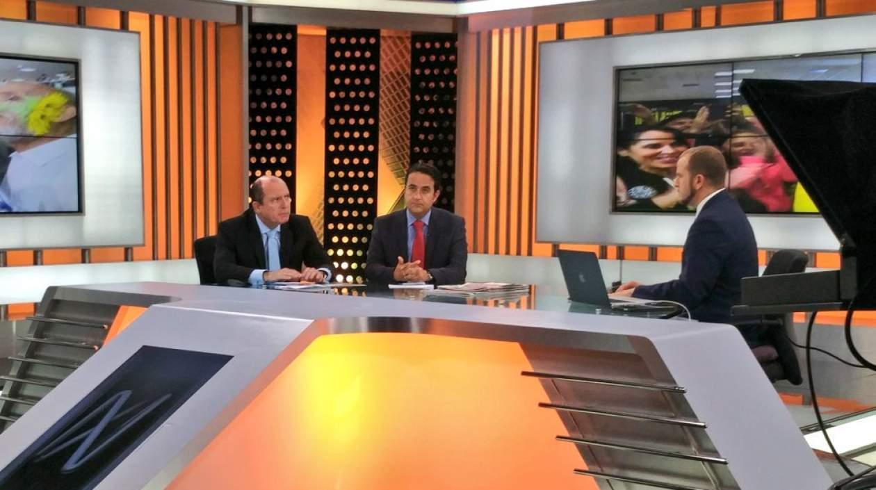 El superintendente de Migraciones de Perú, Eduardo Sevilla, y el director nacional de Migración Colombia, Christian Krüger.