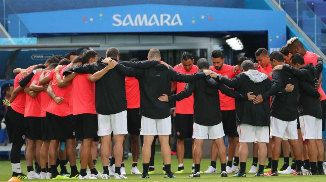 Elenco de Costa Rica durante un entrenamiento. 