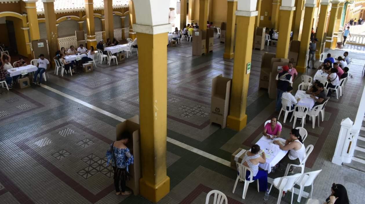 Así lució el Puesto de Votación de La Salle en el centro de Barranquilla.