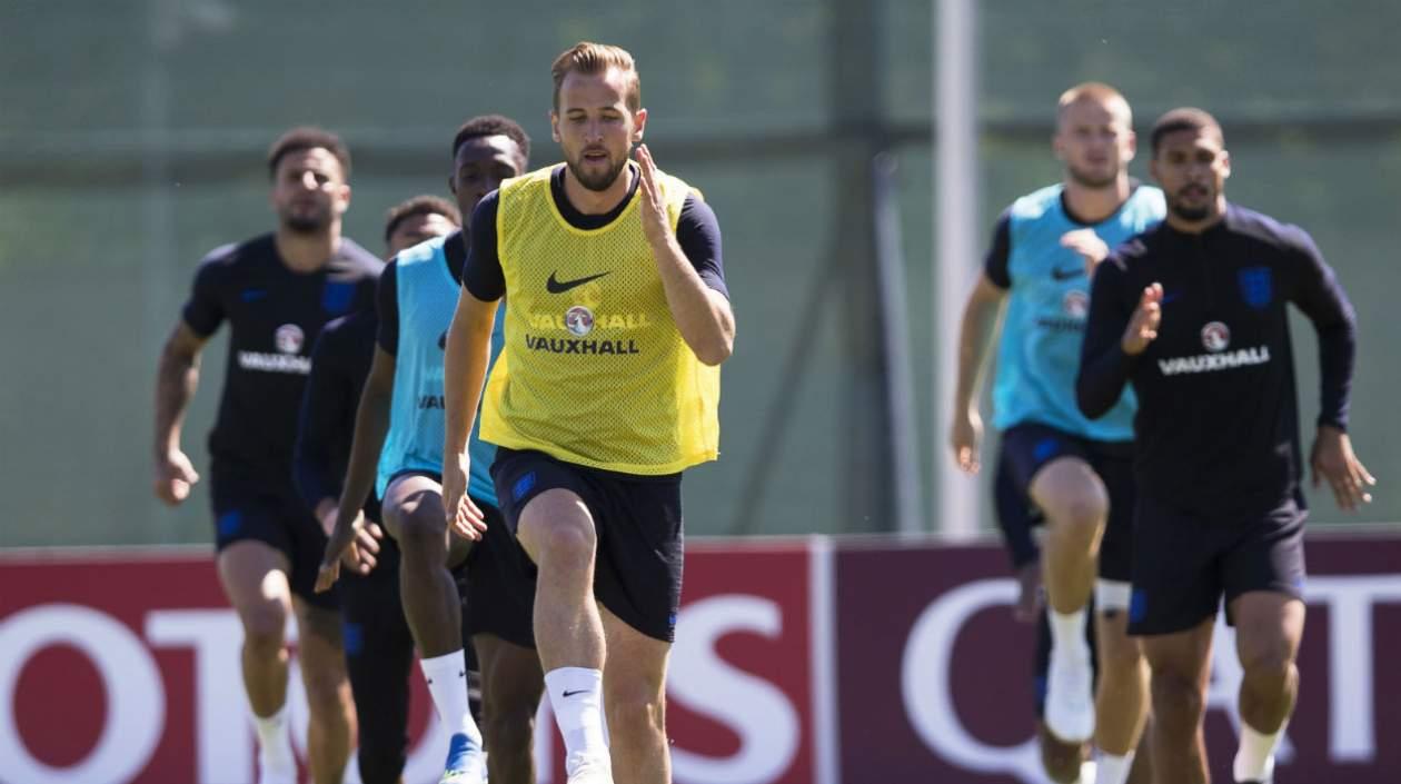 Jugadores de la Selección Inglaterra, durante una sesión de entrenamiento. 