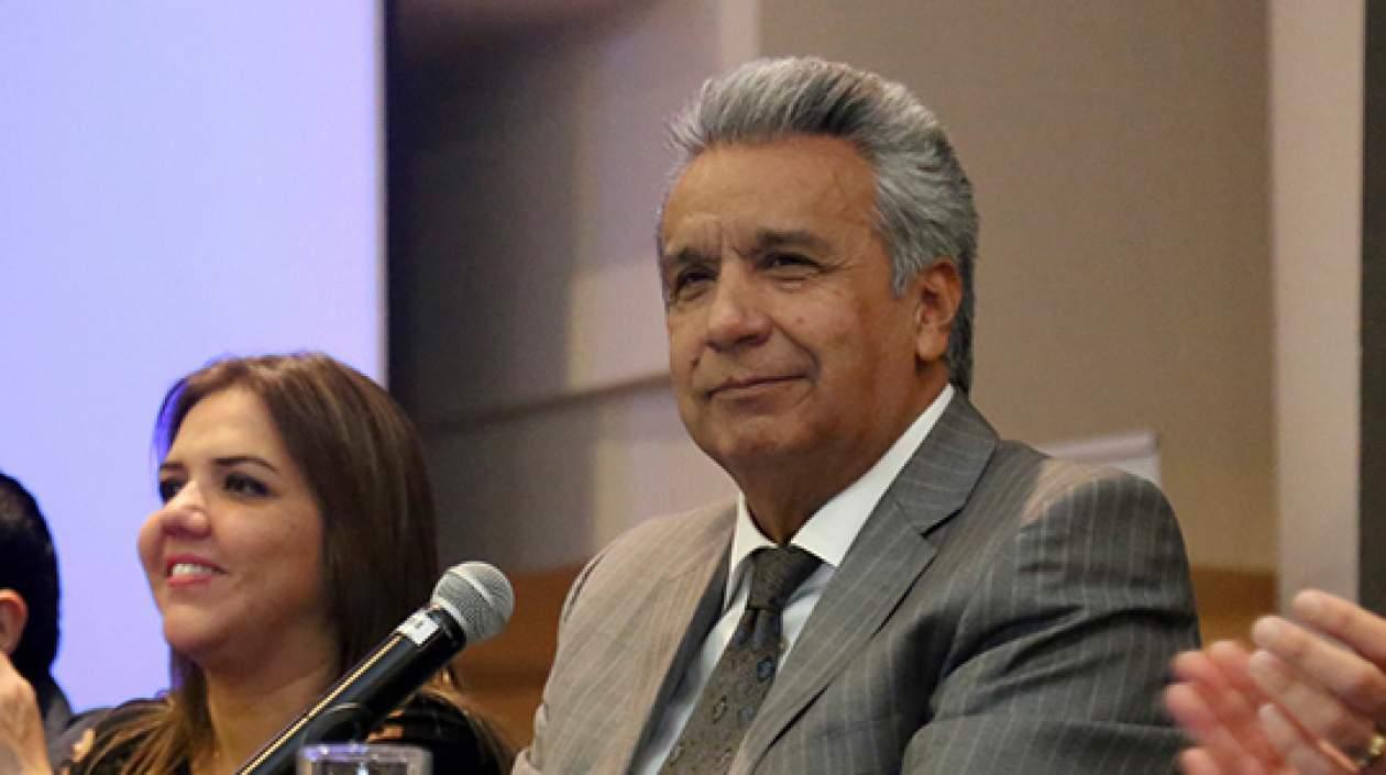 Lenin Moreno felicitó a Iván Duque por su elección como Presidente de Colombia.