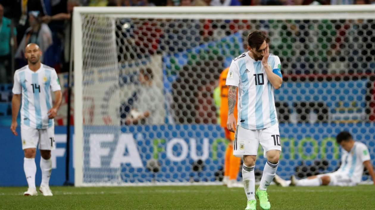 Lionel Messi se lamenta tras el tercer gol de Croacia. 