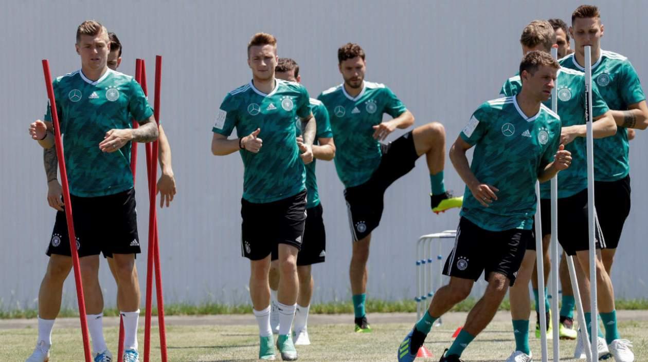 Jugadores de Alemania durante un entrenamiento. 
