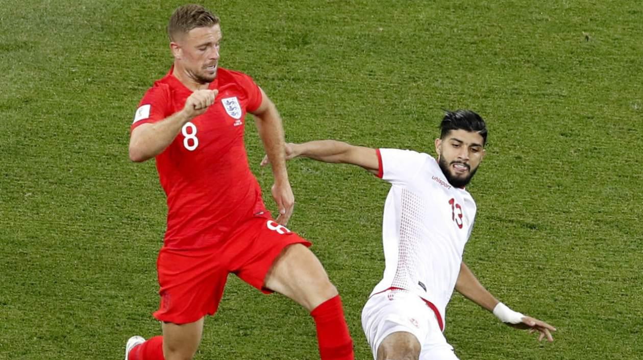 Jordan Henderson en acción de partido. 