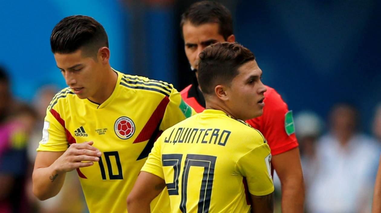James Rodríguez y Juan Fernando Quintero conducirán el mediocampo de Colombia.
