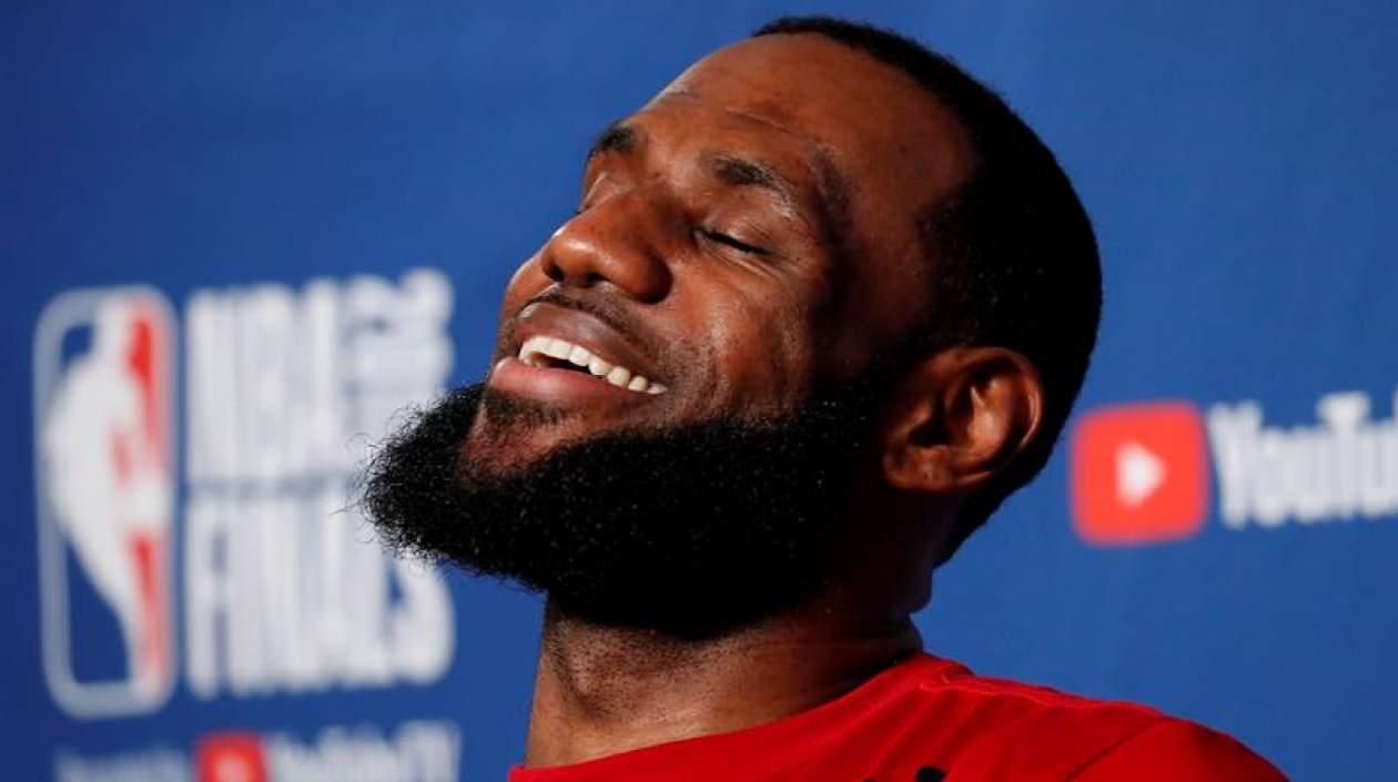 El alero LeBron James.