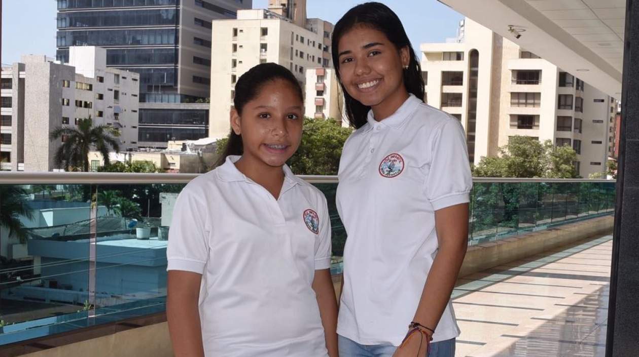  María José Mercado y María Juliana Marenco integrantes de Voz Infantil y Hola Juventud.