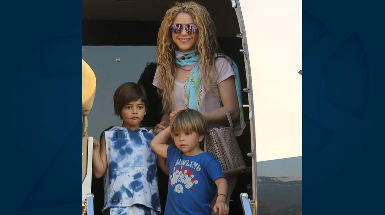 Shakira llegando a Beirut.