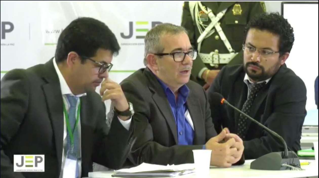 Rodrigo Londoño dijo que con esta presentación ante la JEP se cumple lo que se acordó en La Habana.