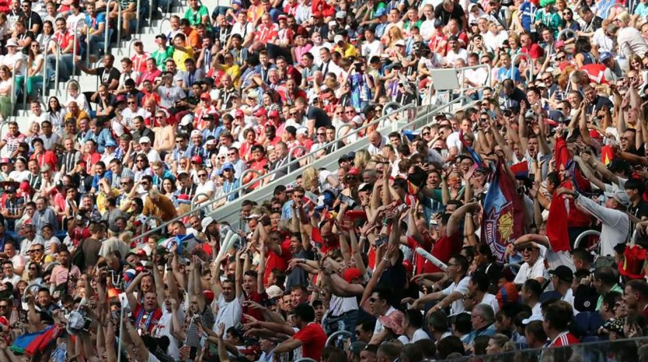 Hinchas en Rusia. 