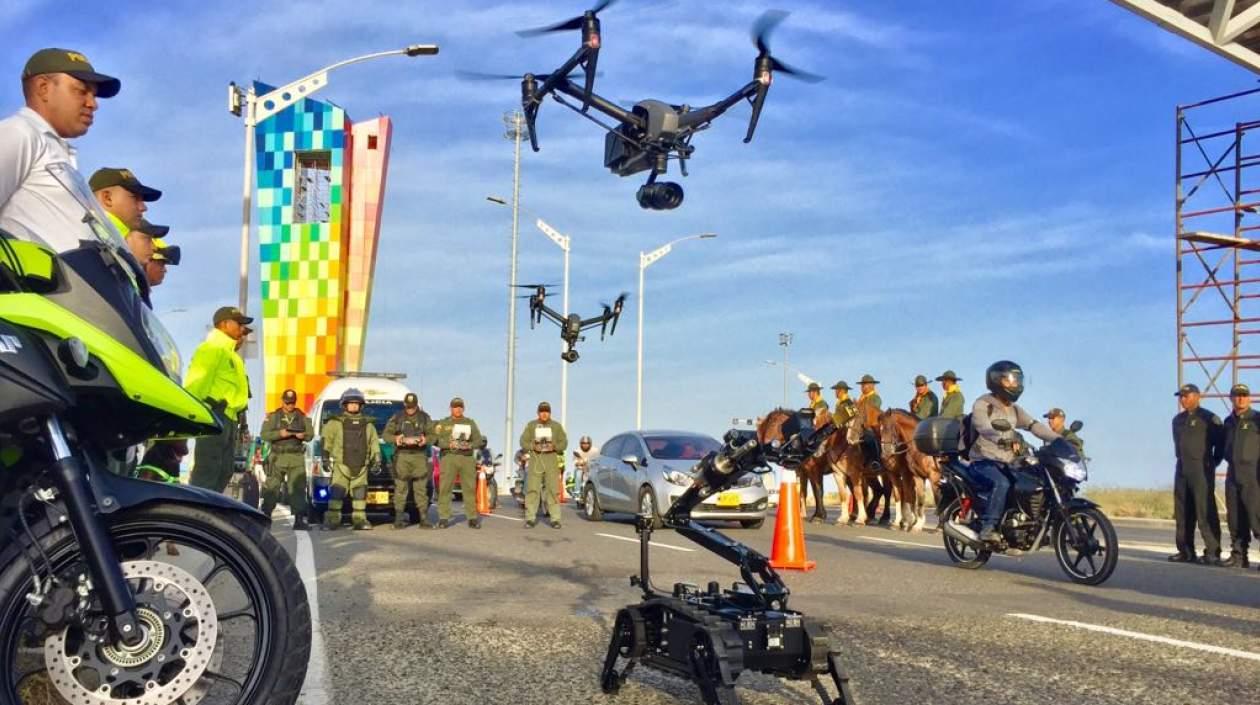 Drones, carabineros, patrullas, todo un dispositivo de seguridad dispuesto por la Policía Metropolitana de Barranquilla.