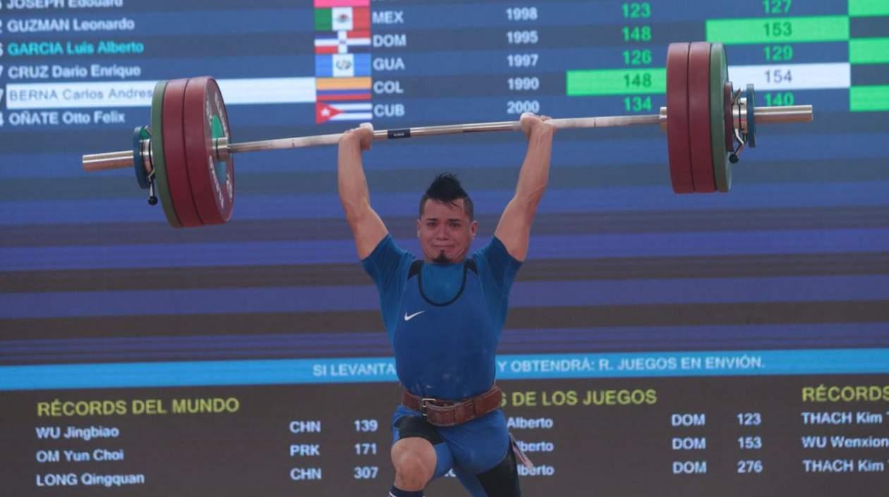 Carlos Berna, pesista colombiano. 