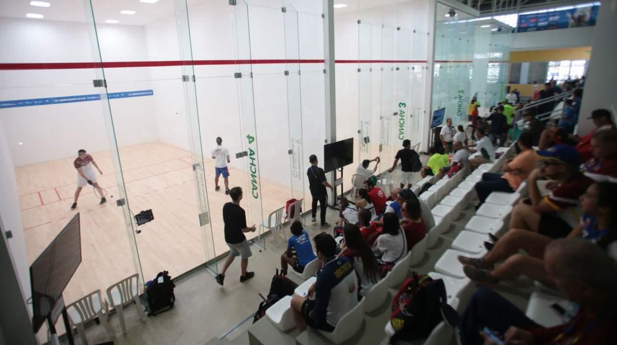 Complejo de Ráquetbol. 