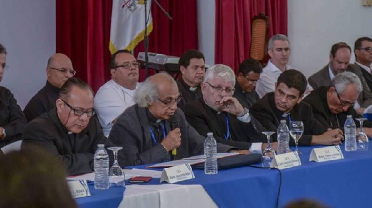 Cardenal Leopoldo Brenes.