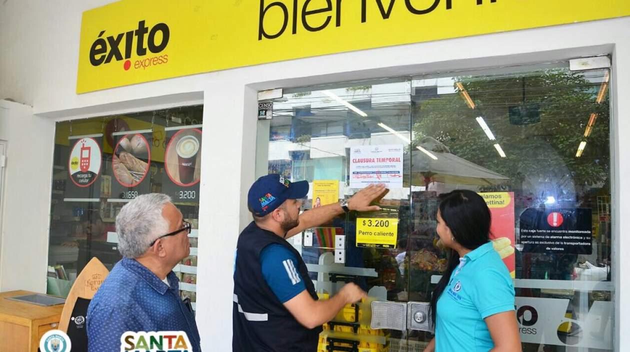Cierre temporal de Éxito Express en El Rodadero