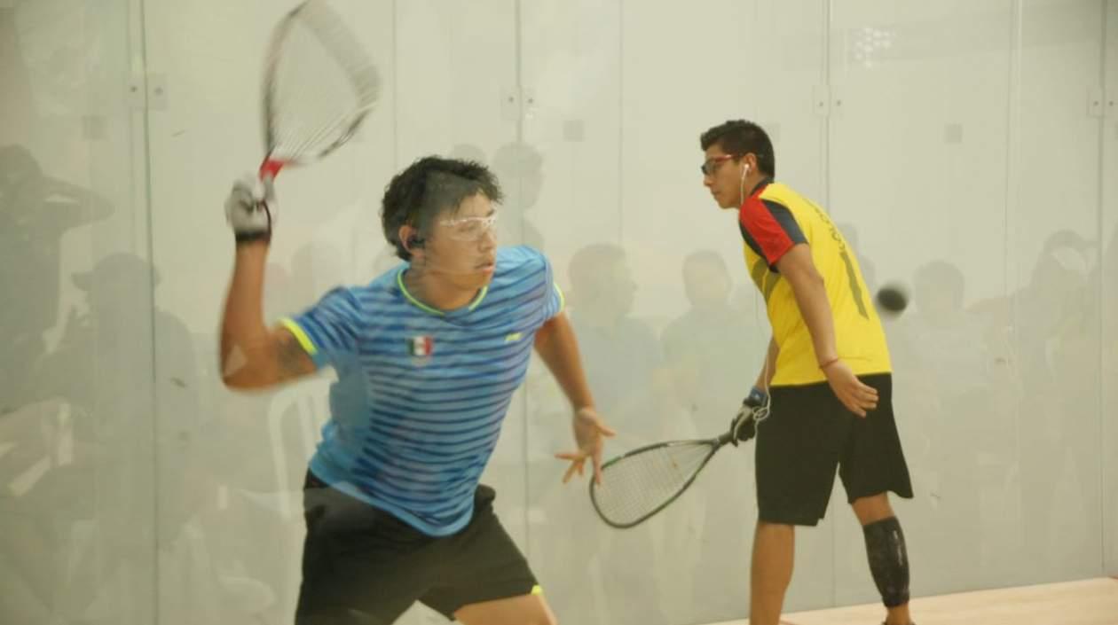  Daniel De la Rosa ganó el oro al vencer en tres sets al colombiano Mario Mercado (9-15; 15-2 y 11-5).