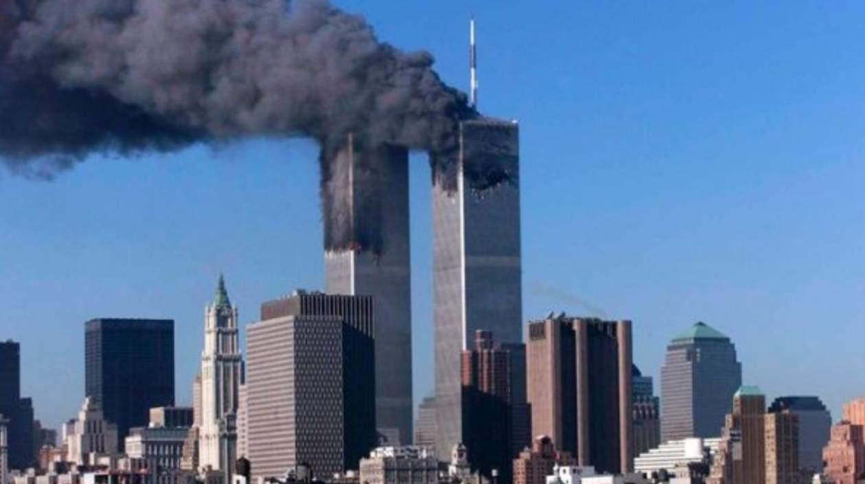 El atentado terrorista a las torres gemelas ocurrió el 11 de septiembre del 2001. 