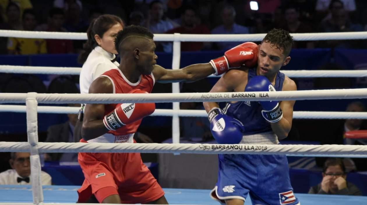 Yuberjen Martínez, pugilista colombiano.