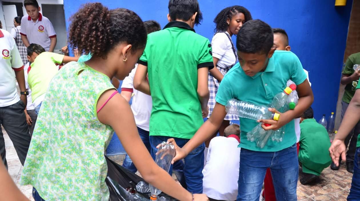 Estudiantes soledeños en la iniciativa Green Day.