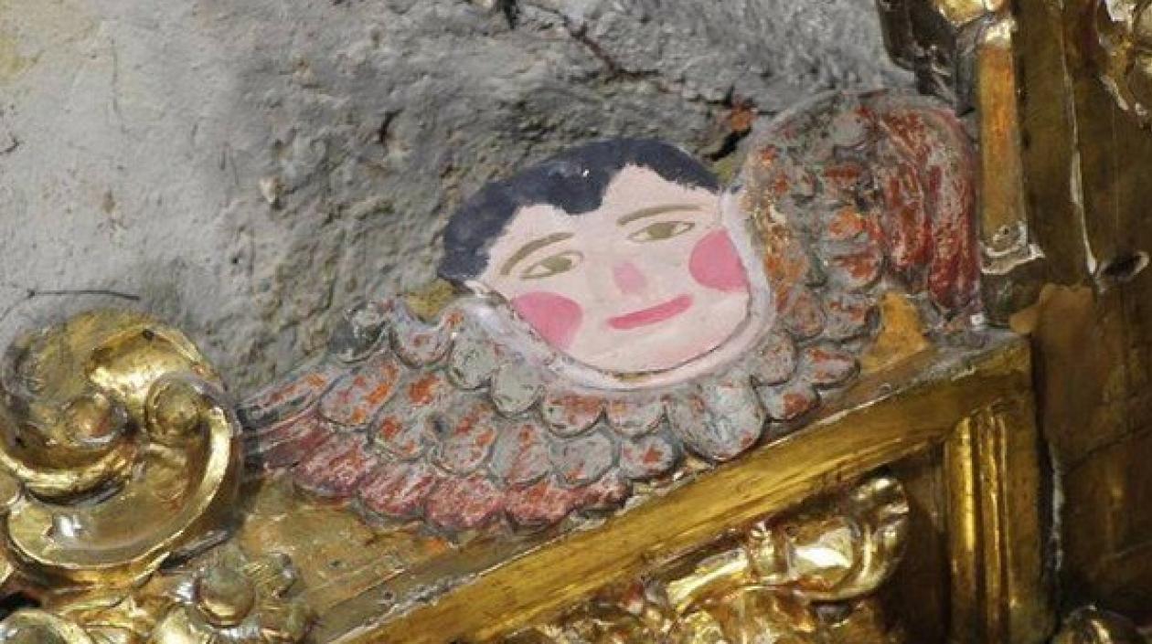  Imagen del altar mayor de la parroquia de San Sebastián de Reinosa (Cantabria, norte).