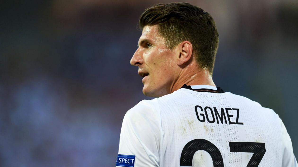 Mario Gómez, delantero alemán. 