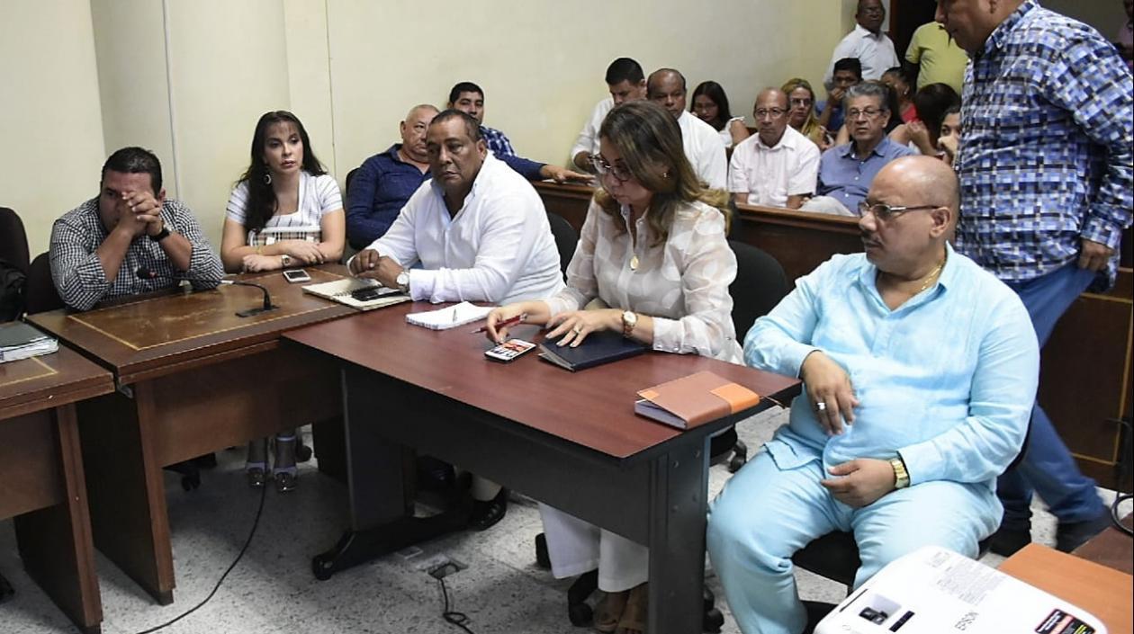 La audiencia se lleva a cabo en el segundo piso del Centro Cívico.