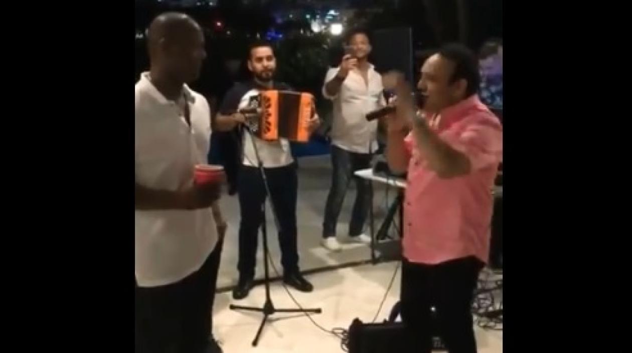 Édgar Rentería, el cantante José Alfonso 'Chiche' Maestre y el Rey Vallenato Christian Camilo Peña.