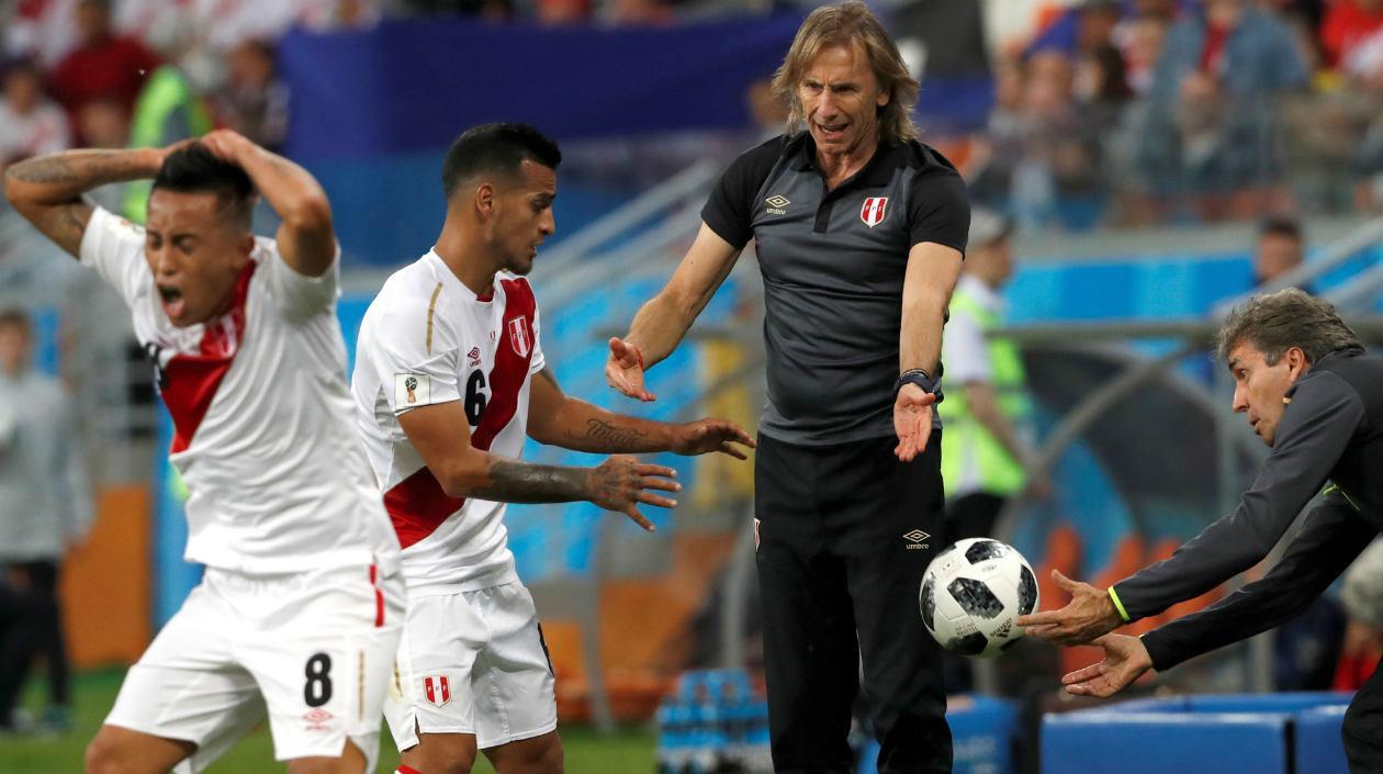 Ricardo Gareca, técnico de Perú. 