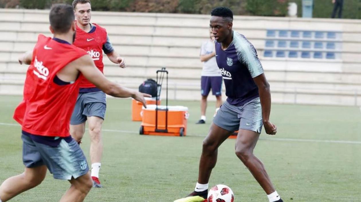 Yerry Mina durante uno de los entrenamientos. 