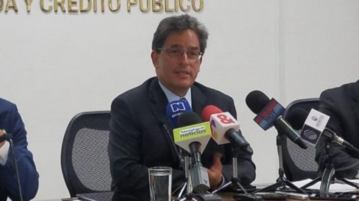 Alberto Carrasquilla, ministro de Hacienda.