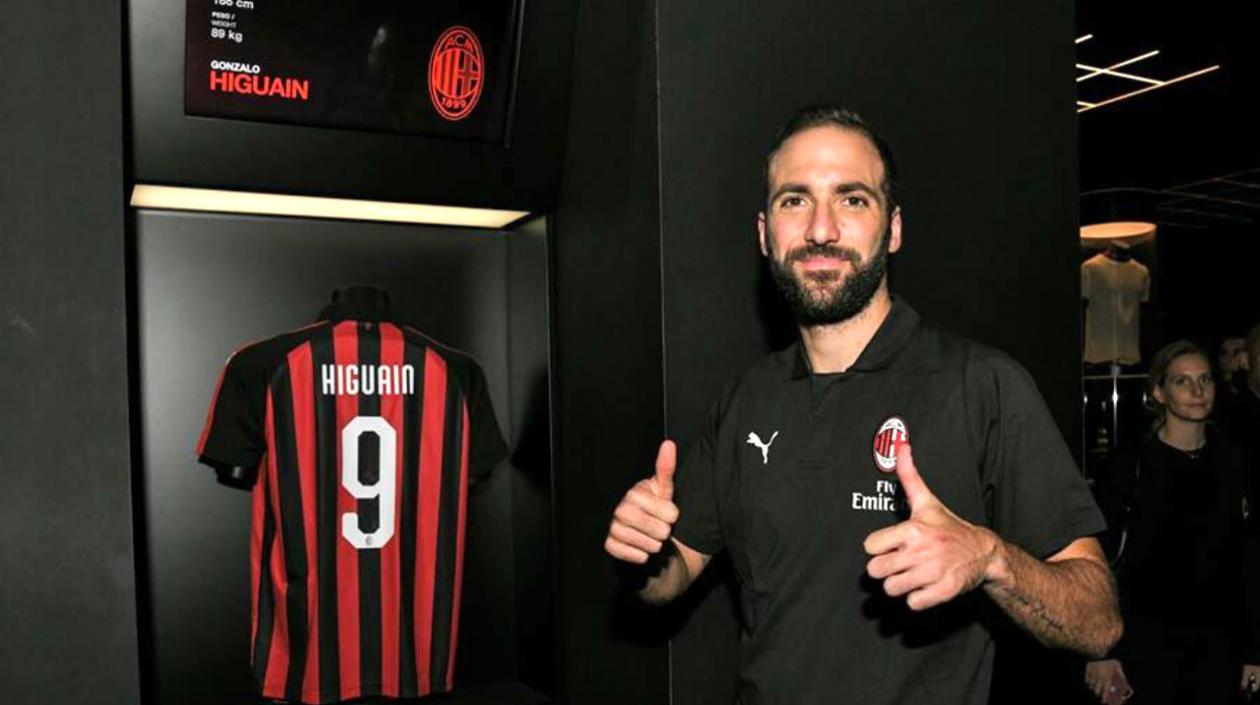Gonzalo Higuaín, delantero del AC Milan. 
