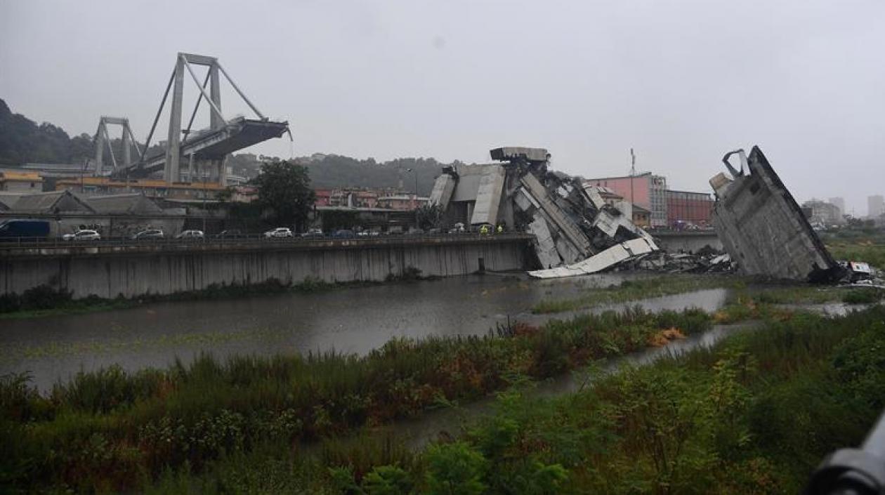 Viaducto que se cayó en Génova.