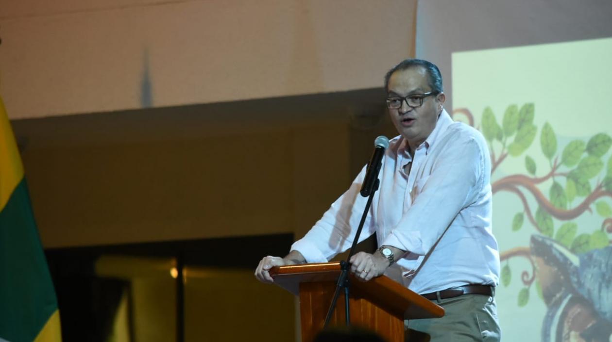 El Procurador General de la Nación, Fernando Carrillo Flórez. 