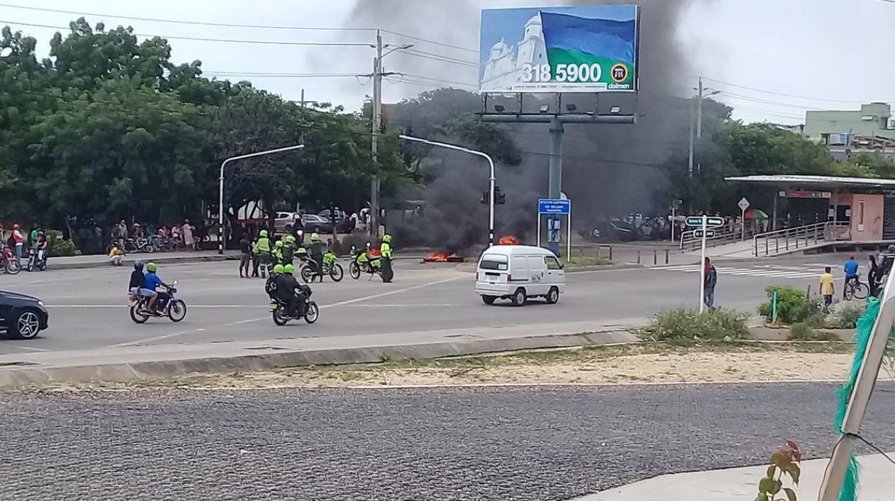 Ante la protesta quedó paralizada la operación de Transmetro.