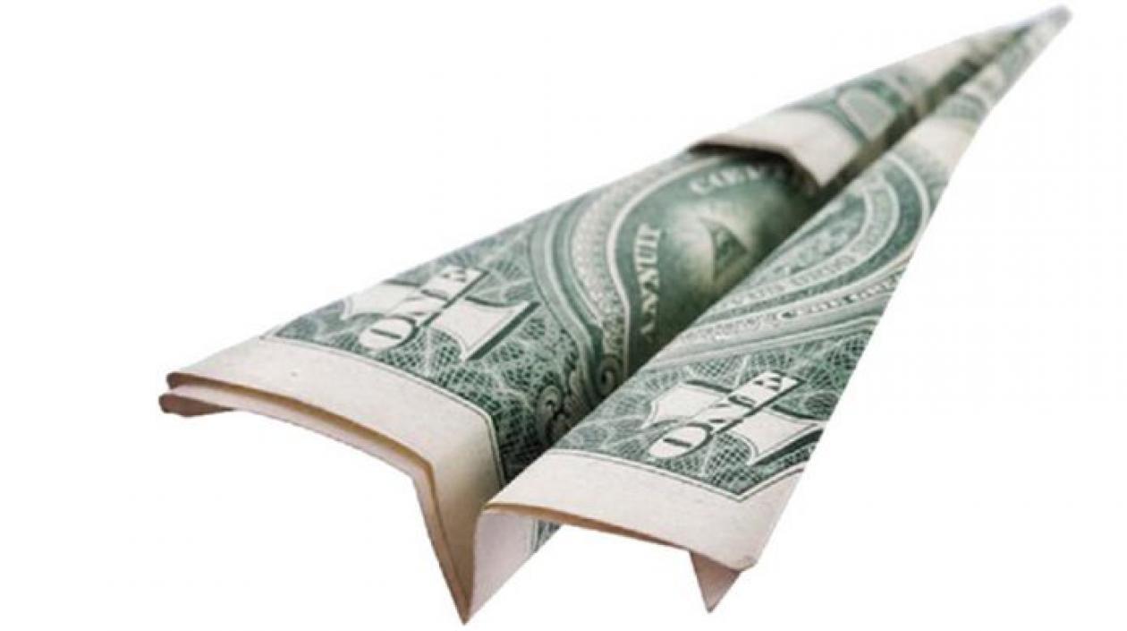  El dólar cerró en 3.050 pesos colombianos.