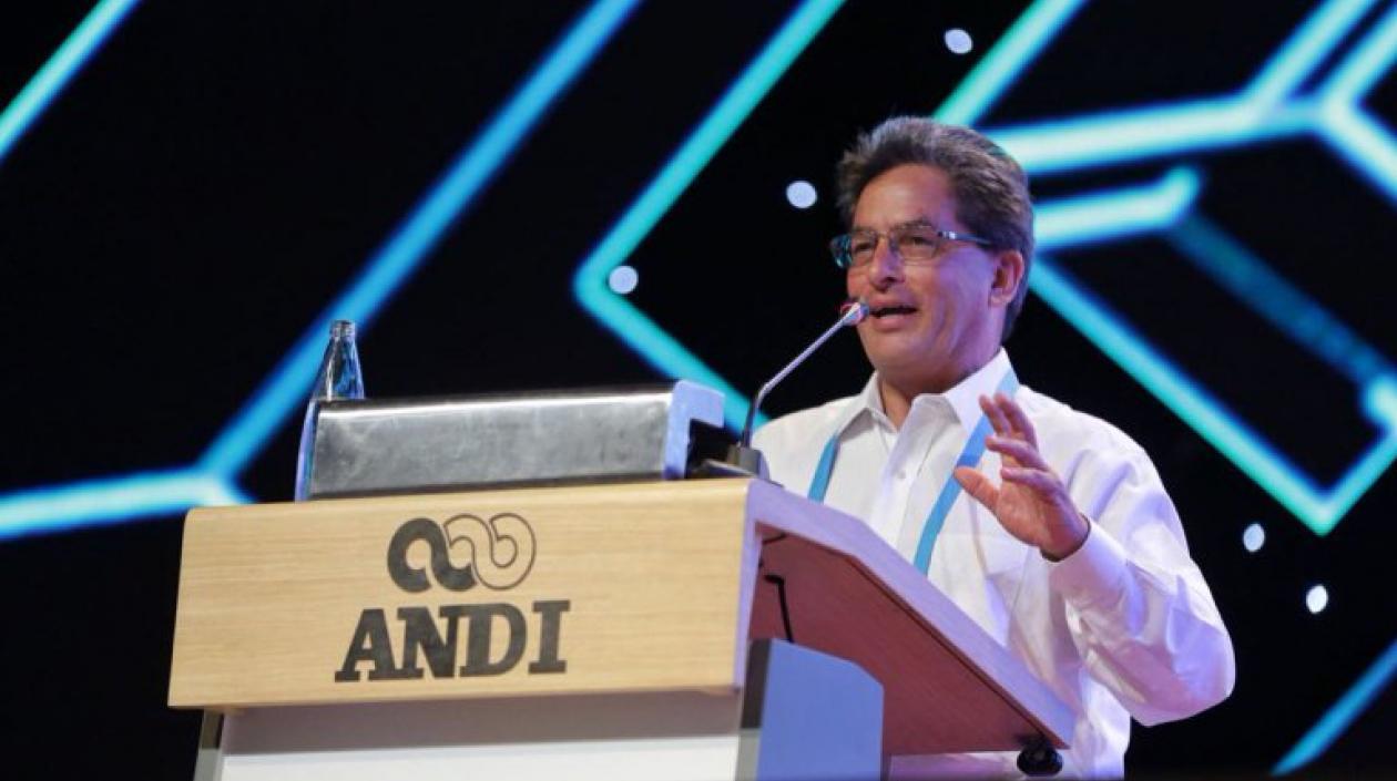 Alberto Carrasquilla, ministro de Hacienda.