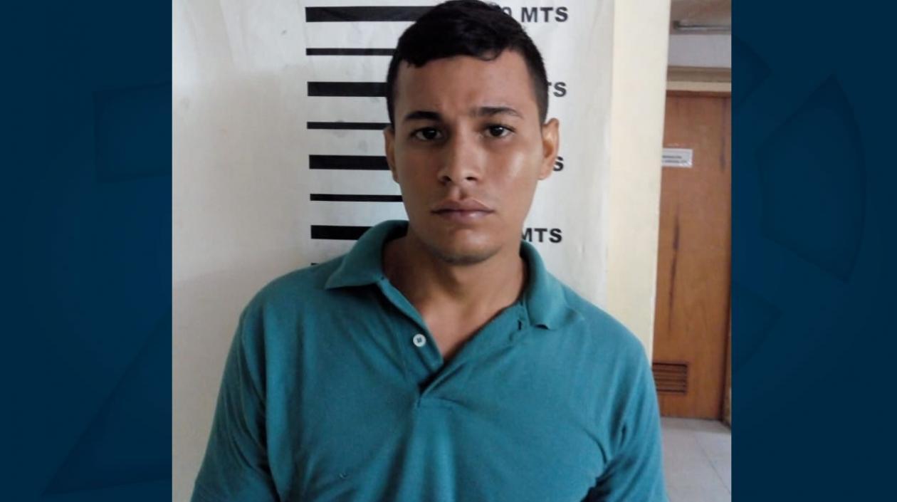 Alí Sebastián Pérez Suárez.