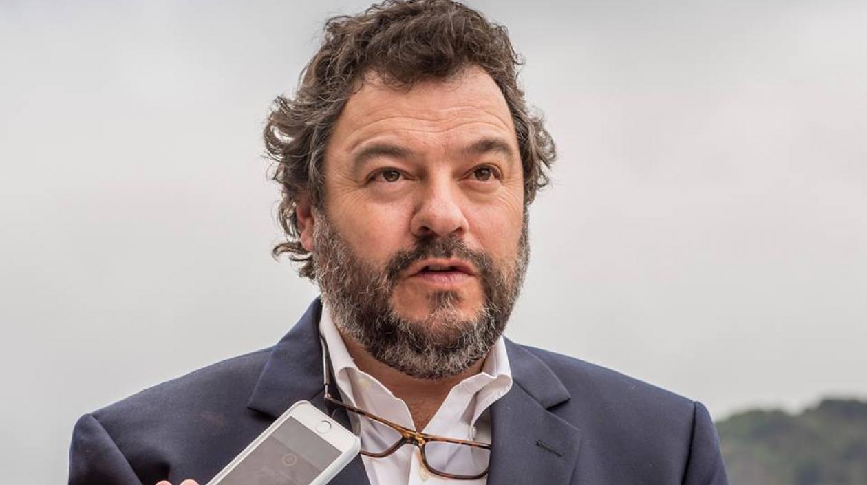 Carlos Negret, defensor del Pueblo.