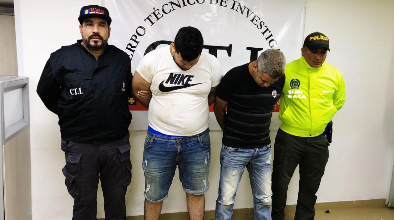 Cuando eran conducidos a la URI de la Fiscalía. 