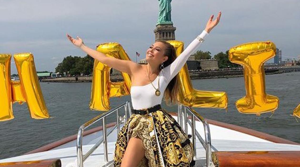 Celebración de cumpleaños de Thalía.