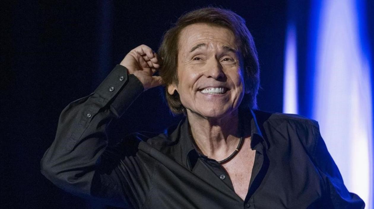 El cantante español Raphael.