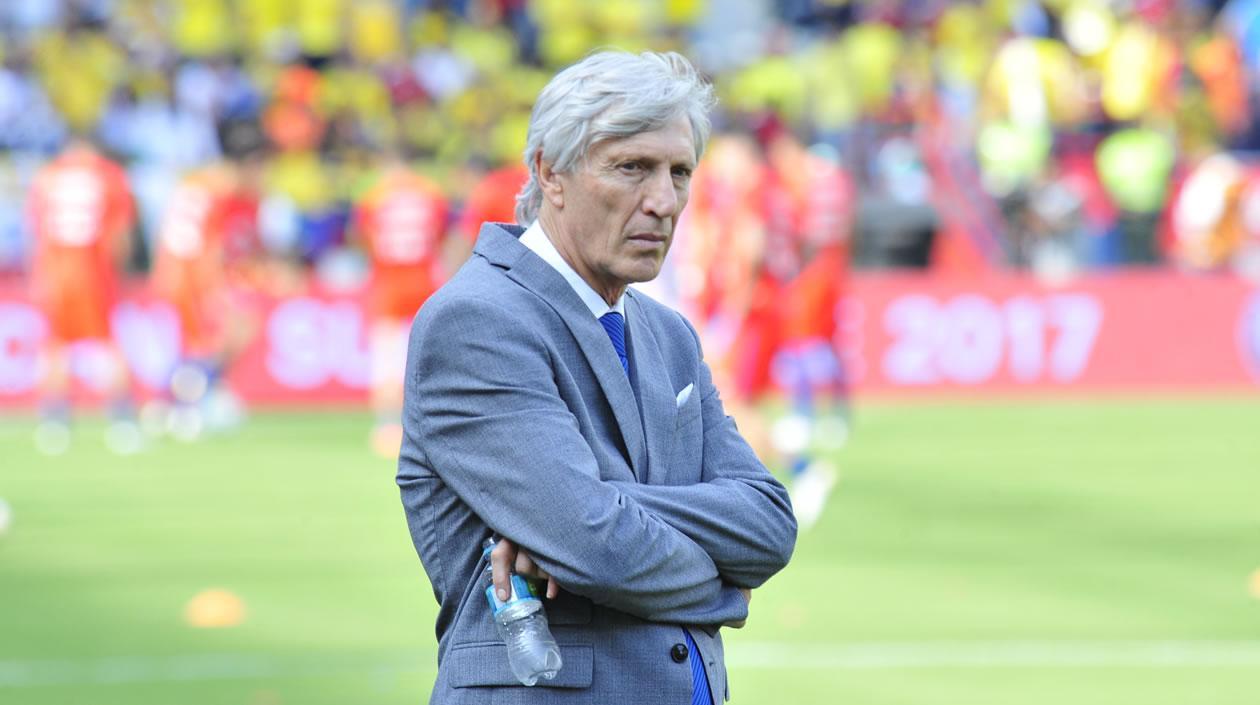 José Pékerman, técnico argentino. 