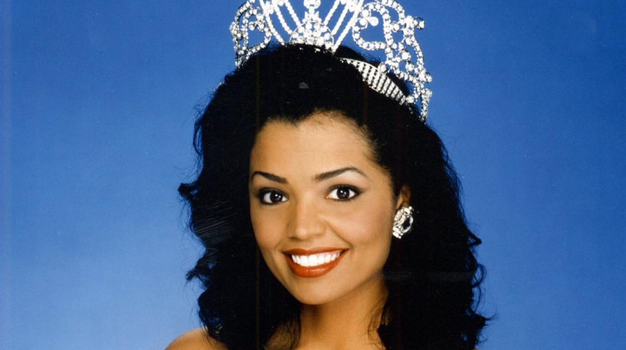 Chelsi Smith, Miss Universo 1995.